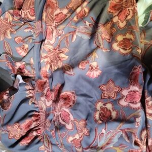 Floral Patterned Swimsuiit